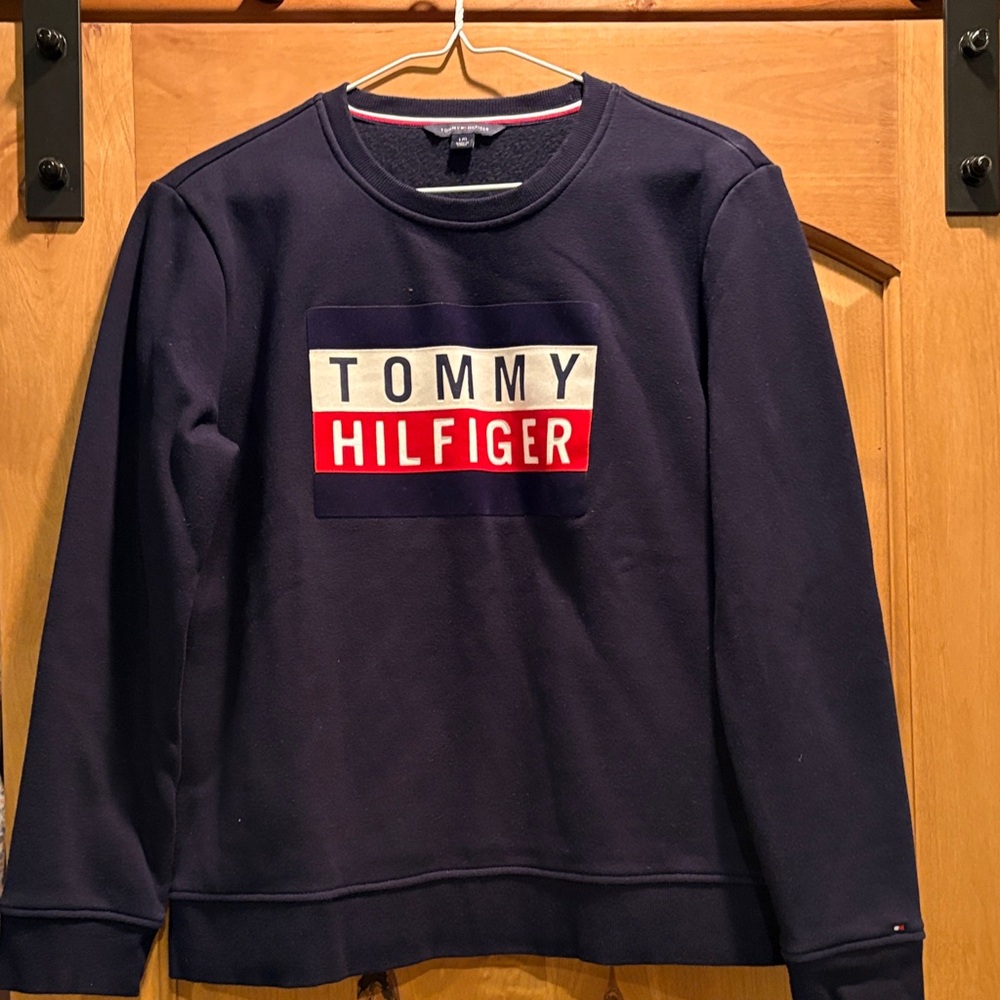 Tommy Hilfiger women’s Navy Crewneck Sweater